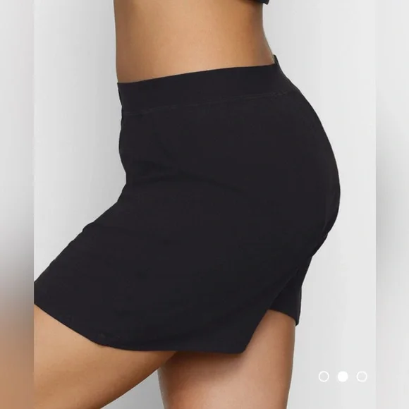 SKIMS ⭐️ NWT Boyfriend Loose Boxer - Onyx - Picture 2 of 4